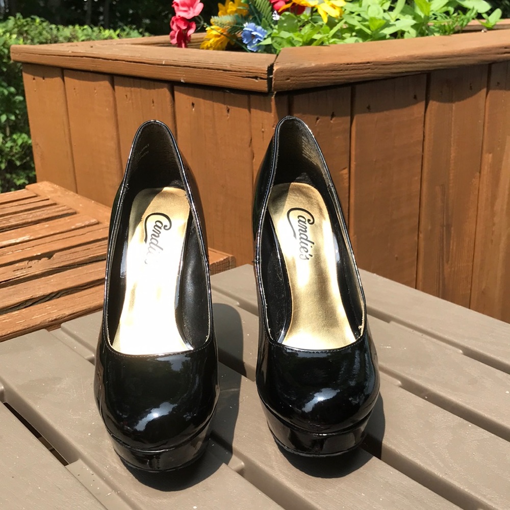 Candies black pumps